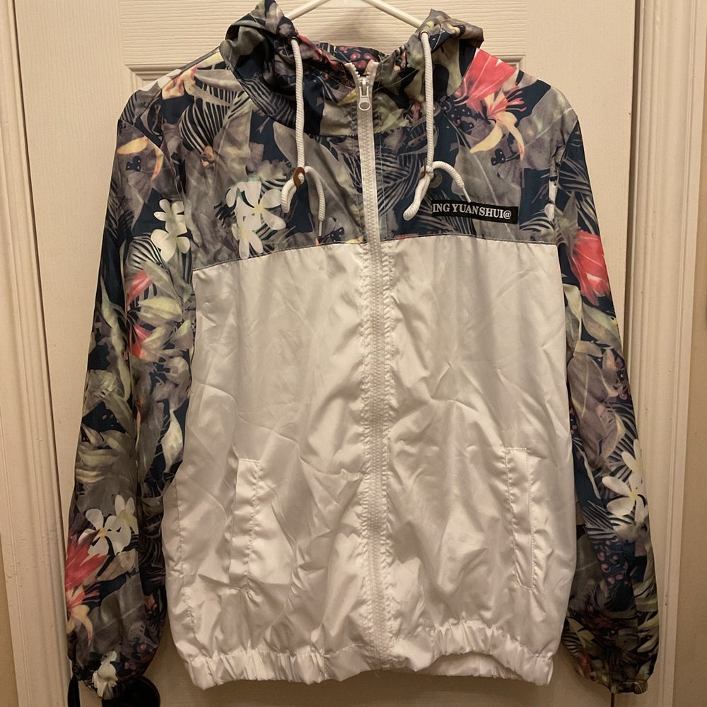 Hawaiian Wind Jacket NWT size Adult Large